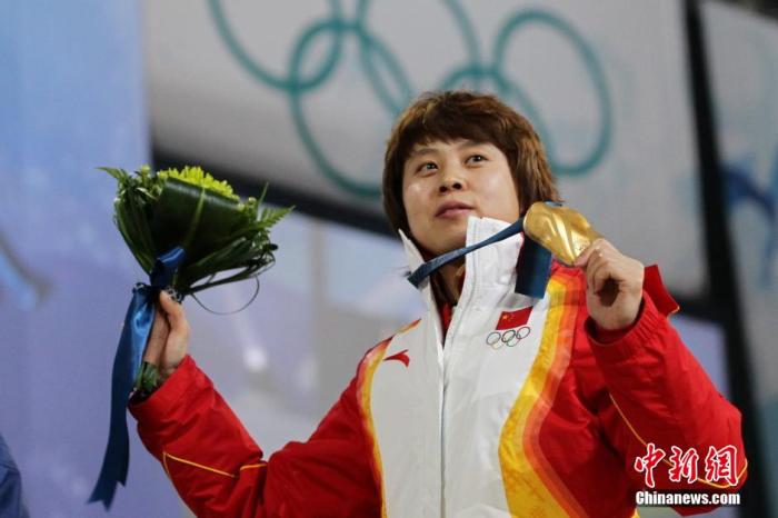 王濛冬奥会解说金句成歌名 跨界rap首秀引发热议