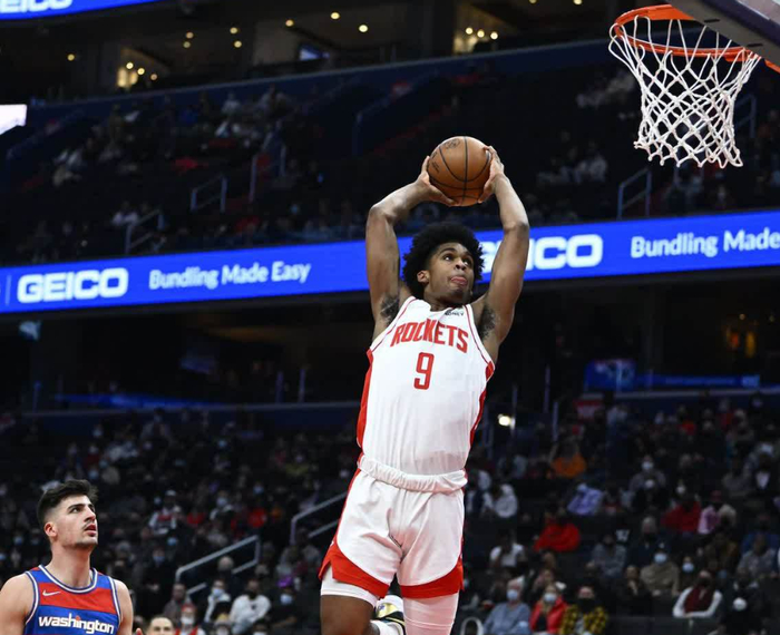 深圳男篮紧急补强后场阵容 约什·克里斯托弗将