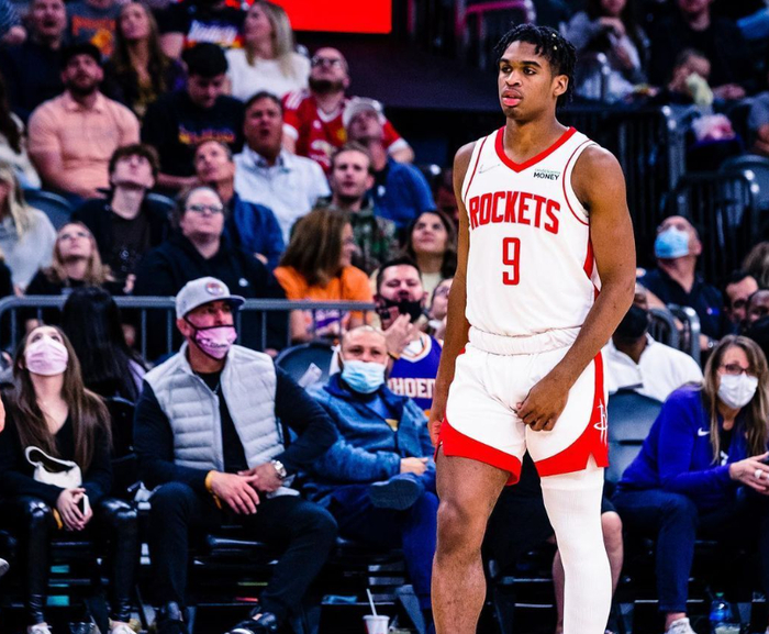 深圳男篮紧急补强后场阵容 约什·克里斯托弗将