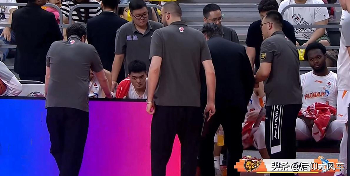 福建爆冷逆转广东 皮特森39分率队掀翻卫冕冠军