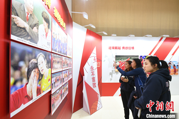 香港女排天津交流赛首胜 两地青年共话排球精神